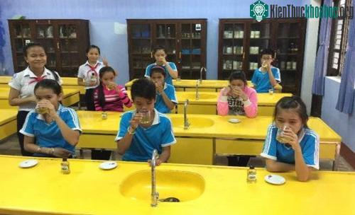 Sản phẩm được các bạn cùng lớp dùng thử. (Ảnh: Nhân vật cung cấp).