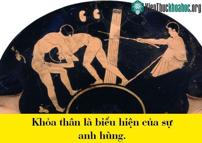 Khỏa thân là biểu hiện của sự anh hùng