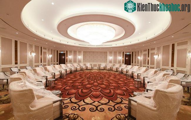 Tổng diện tích phục vụ hội nghị của khu nghỉ dưỡng này là trên 3.300 m2