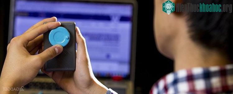 Thiết bị kết nối Wi-Fi không cần điện. (Ảnh: Mark Stone).