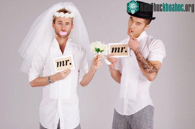 Nam giới có một người anh trai thì khả năng trở thành gay sẽ cao hơn