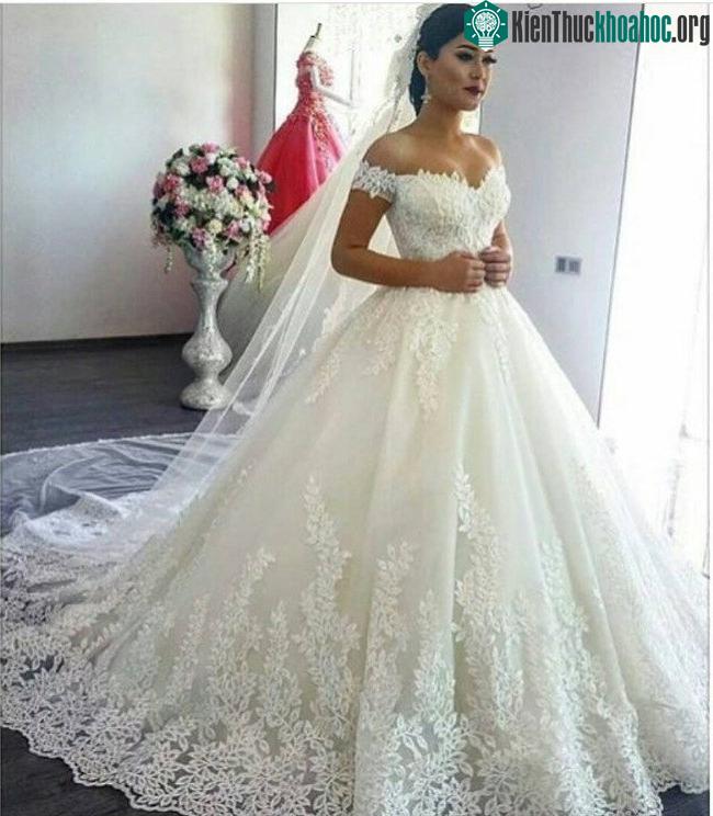 Chức năng chính của gam màu trắng chỉ là để… phô trương mà thôi.