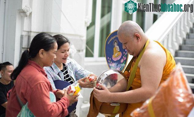 Đất nước Chùa Vàng đang phải đối mặt với tỷ lệ béo phì gia tăng.
