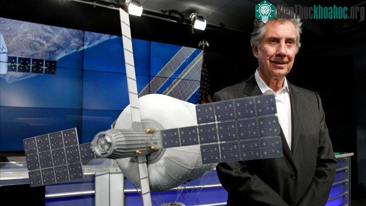 Robert Bigelow.
