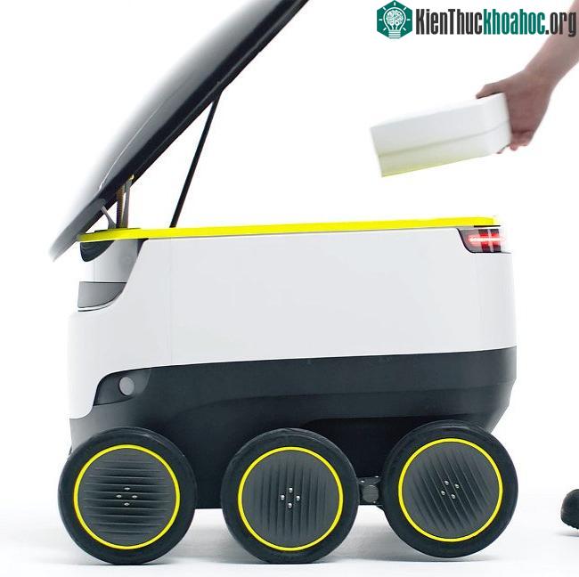 Robot giao hàng.