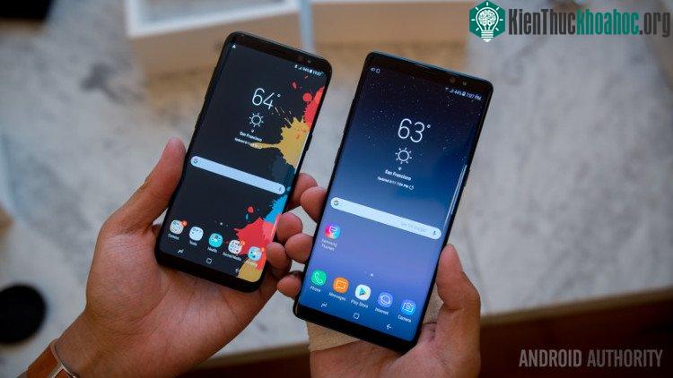 Không phải mọi OLED đều có AMOLED và ngược lại.