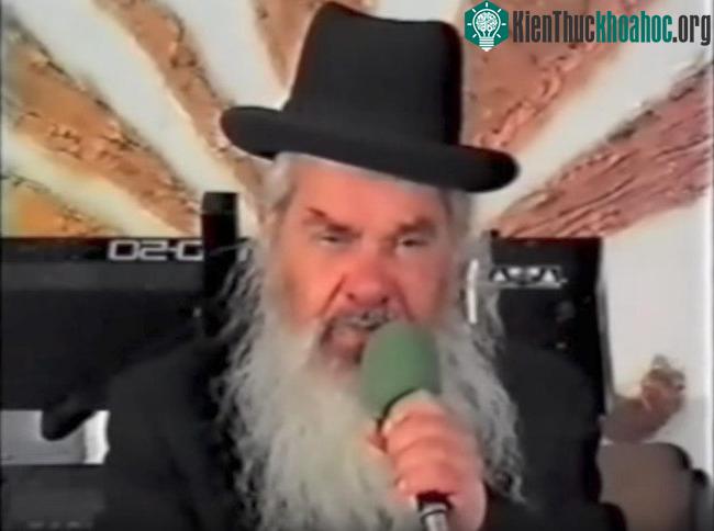 Giáo sĩ người Do Thái Levi Sa'adia Nachmani được cho là đã dự đoán đúng hai cuộc xung đột giữa Israel và các quốc gia Ả Rập.