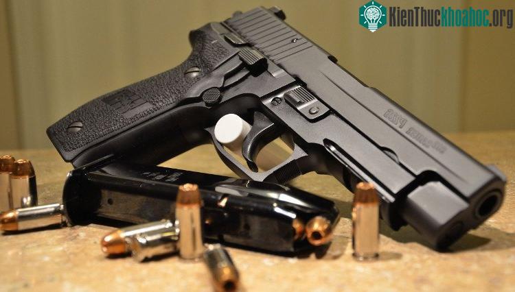 SIG Sauer P226 được đặc nhiệm SEAL Mỹ tin dùng trong suốt 28 năm.