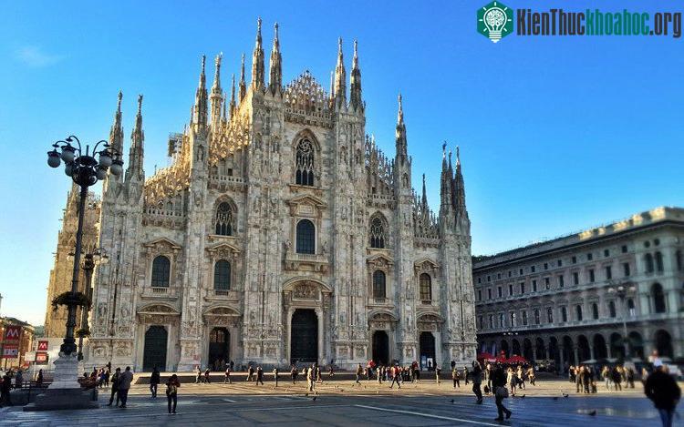 Nhà thờ chính tòa Milan