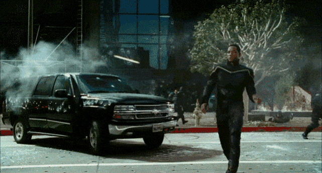Cảnh tượng siêu ngầu trong bộ phim "Hancock" (2008). (Ảnh: BuzzFeed).