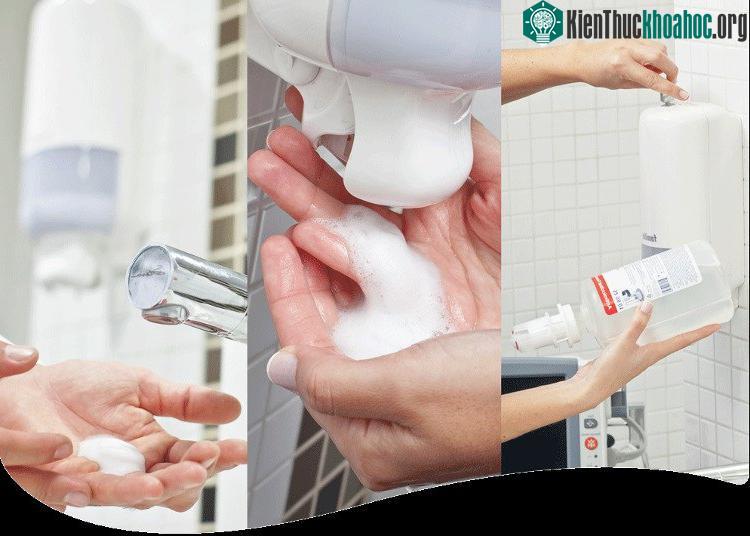 Dung dịch xà phòng diệt khuẩn lại không "xi-nhê" gì với mầm bệnh cả.