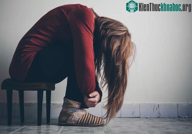 Người nghiện ma túy đá dễ cáu bẳn và suy nghĩ kỳ quặc.