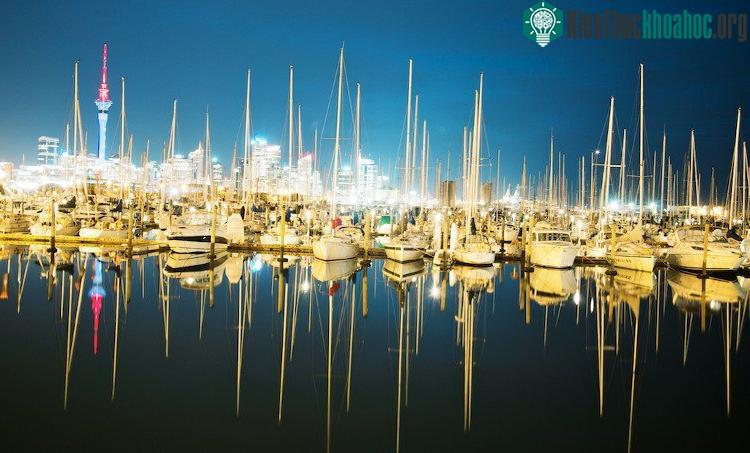 Thành phố của những cánh buồm Auckland.