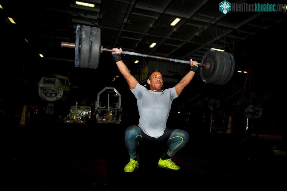Tàu có phòng tập gym giúp thủy thủ đoàn