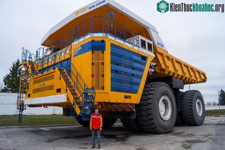 Belaz 75710
