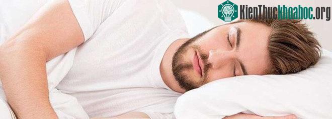 Có những ký ức chúng ta có thể lưu giữ, nhưng cũng có những ký ức khác đã mãi mãi rơi vào quên lãng.