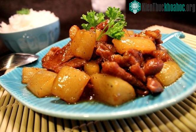Món ăn từ củ cải giúp giảm huyết áp.