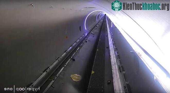 Virgin Hyperloop One và chính phủ Ả-rập tin rằng hệ thống vận chuyện Hyperloop sẽ giúp kích thích tăng trưởng kinh tế