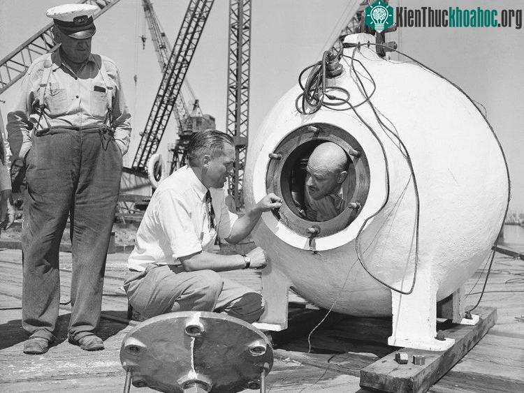 Barton đã thiết kế “Benthoscope” chịu được áp lực nước lớn hơn nhiều so với “người tiền nhiệm”.