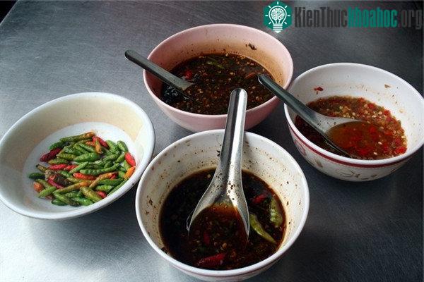 Hiện tại Đông Nam Á đang là khu vực sử dụng nước mắm rất nhiều trong ẩm thực, nhưng mỗi quốc gia lại có mỗi cách chế biến khác nhau.
