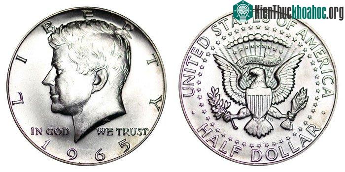 Đồng bạc Mỹ năm 1965 chỉ còn 40% bạc - (Ảnh: USA Coin Book).
