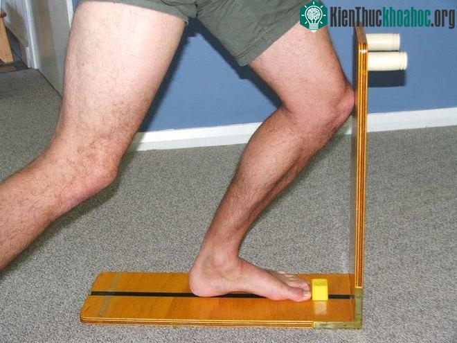 Thử nghiệm để đo độ linh hoạt của khớp mắt cá chân.