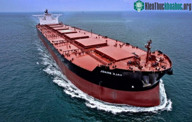 Các tàu loại này dài 362m, rộng 65m, có khả năng di chuyển với vận tốc 28,5km/h.