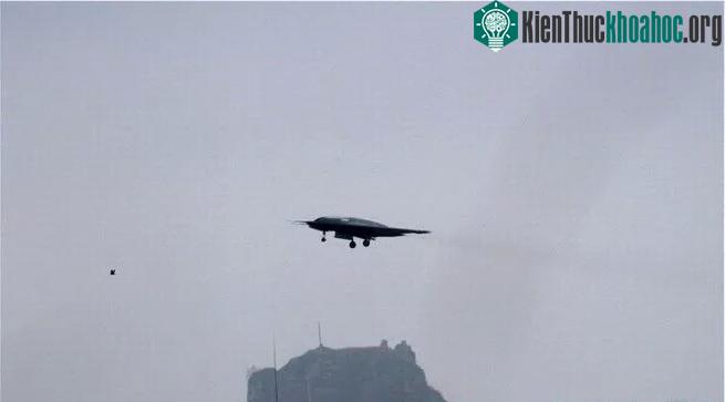 Sharp Sword UCAV