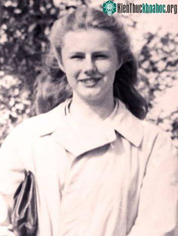 Paula Welden.