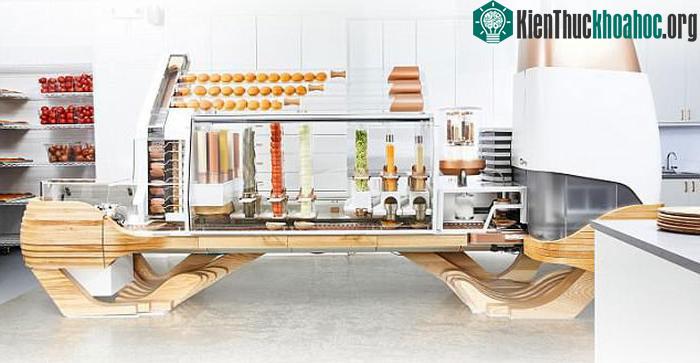 Chiếc máy làm bánh burger của công ty Creator