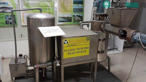 Mô hình hệ thống nhiệt phân nhựa phế thải thành dầu FO.