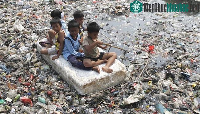 Chính sách của Trung Quốc khiến các nhà xuất khẩu rác thải nhựa khác chao đảo. (Ảnh minh họa)