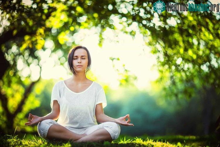 Ngồi thiền có thể tăng cường chức năng của tim, thúc đẩy tuần hoàn máu.