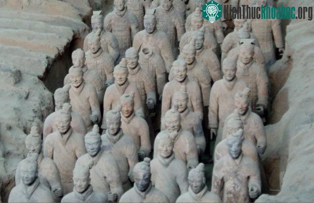 Quyền lực tối thượng giúp Tần Thủy Hoàng thống nhất Trung Hoa ảnh 2