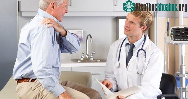 Nên chọn khám ở những bệnh viện uy tín và có thể tìm hiểu trước về độ chính xác của xét nghiệm.