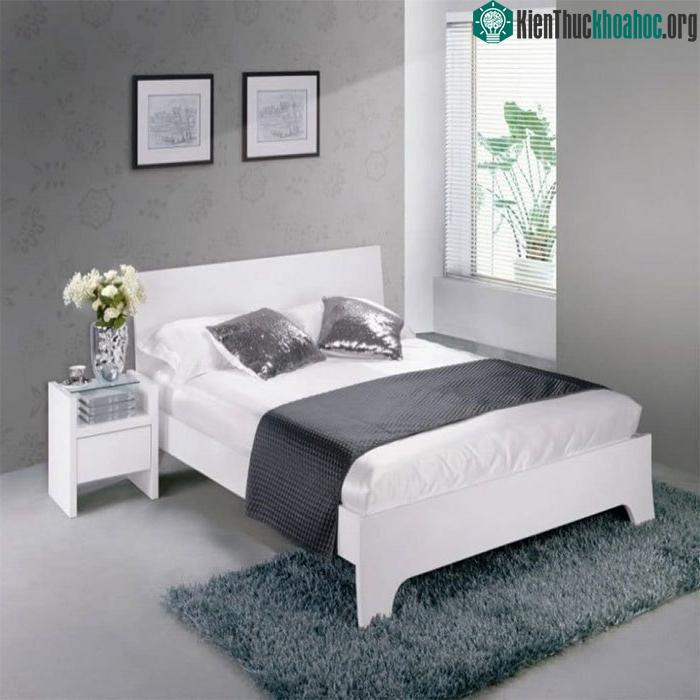 Điều mê tín này xuất phát từ quan niệm người chết thường chôn cất ở hướng Bắc
