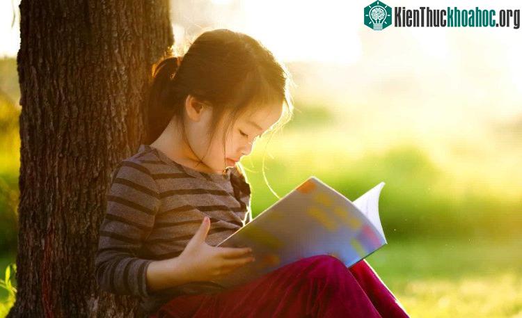 Đọc sách báo nhiều hơn chính là phương pháp tốt nhất để ngăn ngừa chứng mất trí nhớ.