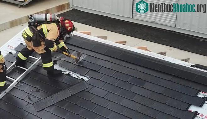 Mái ngói năng lượng mặt trời - Solar Roof.