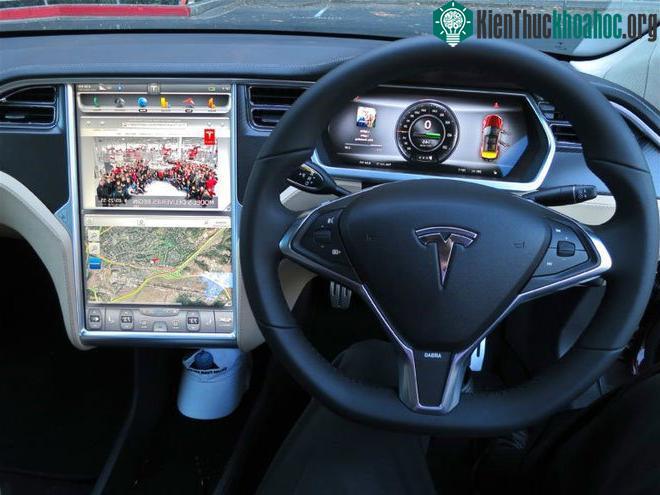 Chip AI của Tesla có tốc độ nhanh gấp 10 lần so với con chip hiện tại của NVIDIA.
