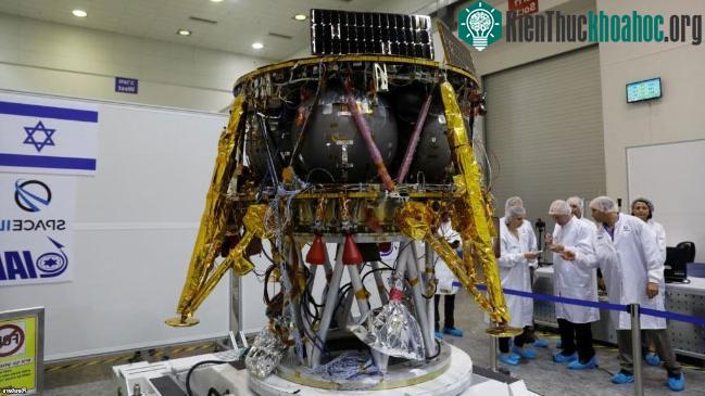 Tàu không gian không người lái của SpaceIL - (Ảnh: Reuters).