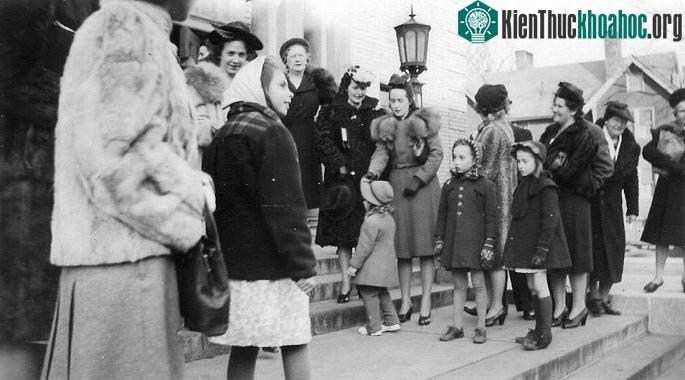 Người đến xem xiếc đa phần là phụ nữ và trẻ em. (Ảnh: AP).