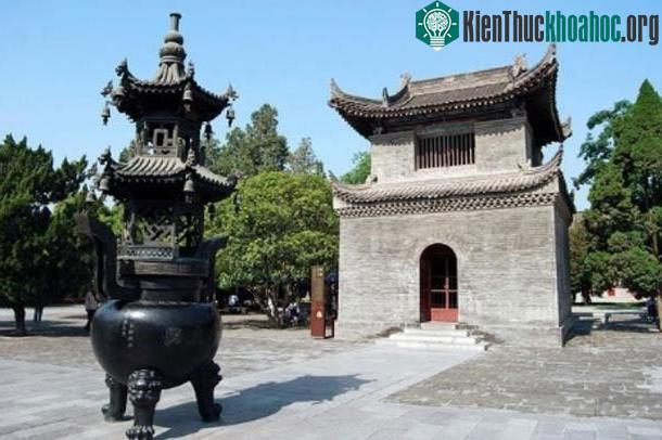 Ngôi chùa cổ được xây dựng dưới thời trị vì của Võ Tắc Thiên.