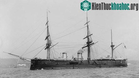 Hình tư liệu về tàu chiến Dmitri Donskoii.