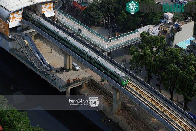 Hệ thống đường ray và thiết bị đã hoàn chỉnh và đồng bộ khá nhiều.