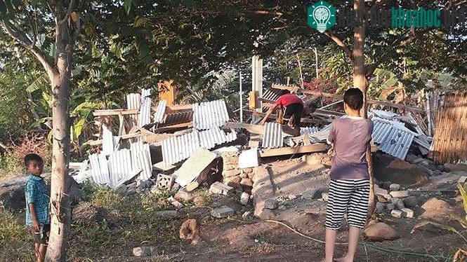 Trận động đất còn ảnh hưởng đến công viên quốc gia Núi Rinjani, tạo ra một trận lở đất nhỏ.