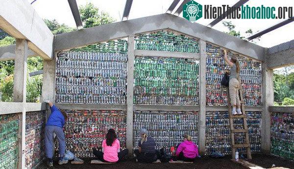 Làng Chai Nhựa tại Panama