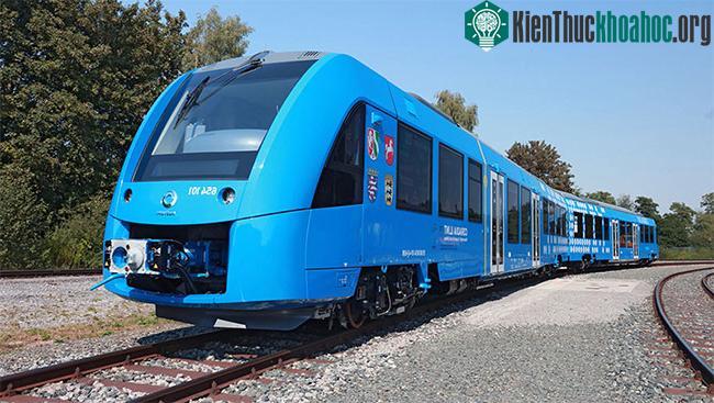 Tàu Coradia iLint chạy bằng nhiên liệu hydro.