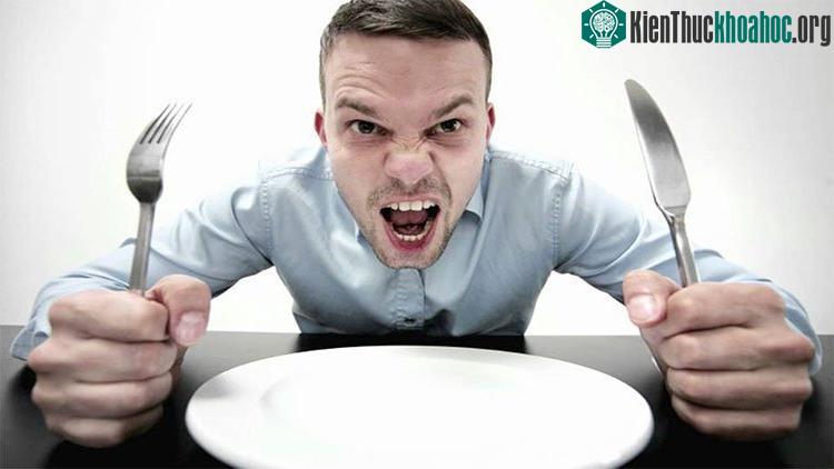 Hạ đường huyết là sự căng thẳng sinh lý và tâm lý mạnh mẽ.
