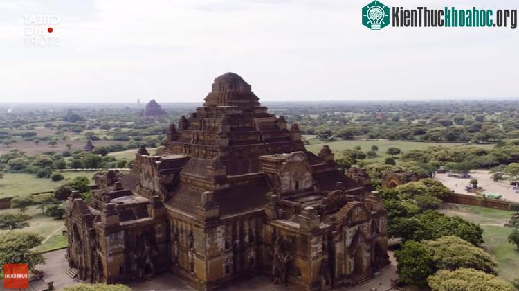 Khu khảo cổ Bagan.
