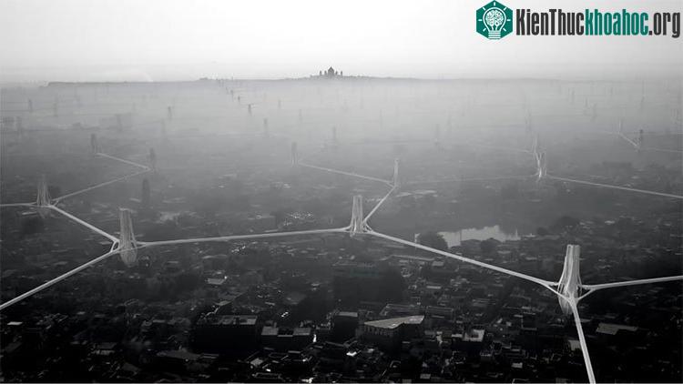Mạng lưới cầu trên cao hình lục giác nối các tòa tháp.